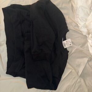 Zara cropped black sweatshirt